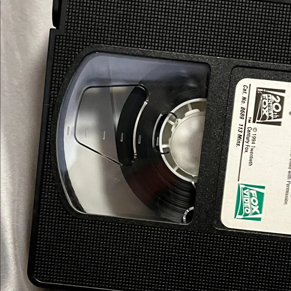 Miracle on 34th Street VHS Tape
